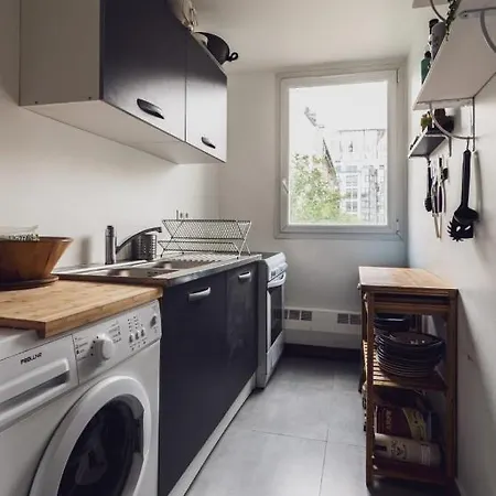 Beautiful Near Pere Lachaise Apartment *