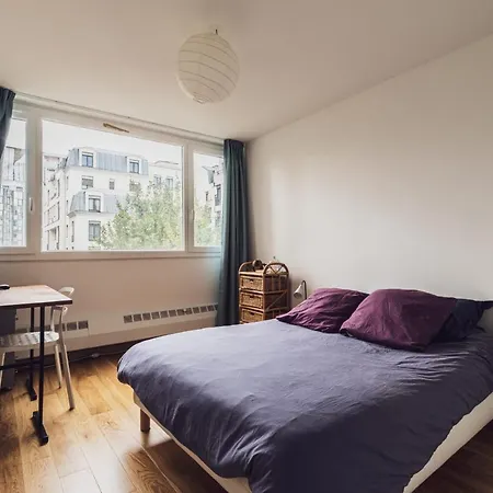 Beautiful Near Pere Lachaise Apartment