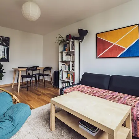 Apartment Beautiful Near Pere Lachaise
